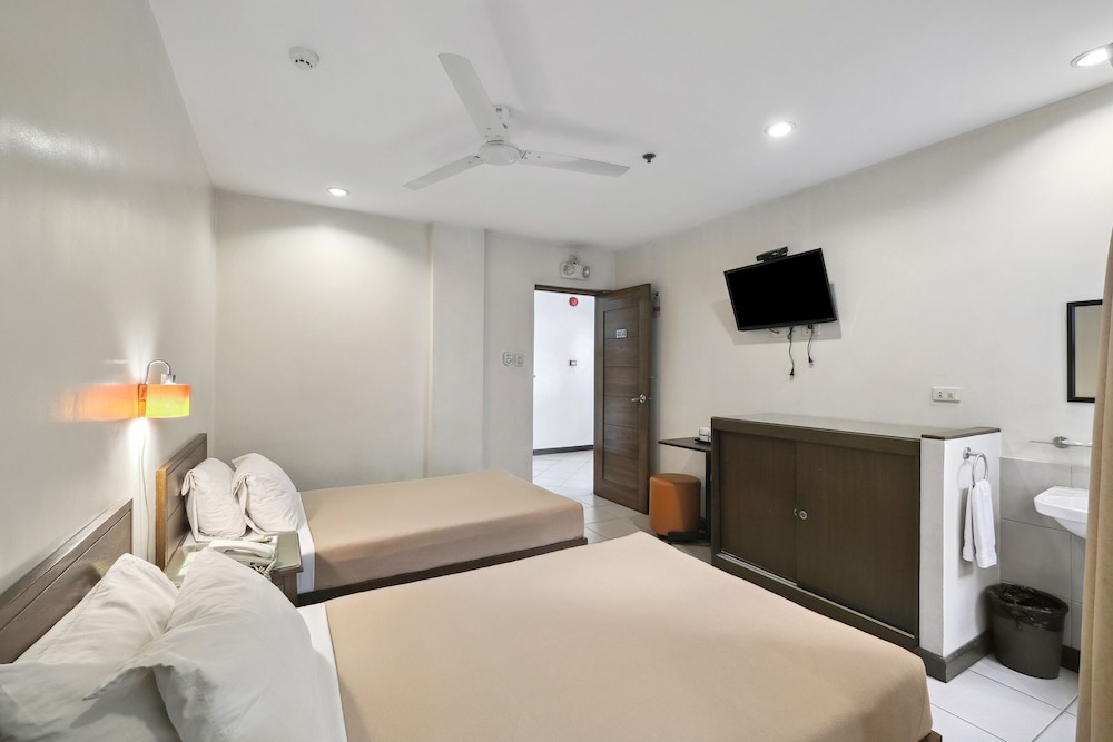 governor forbes inn manila city center