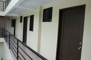 anahaw studio suites