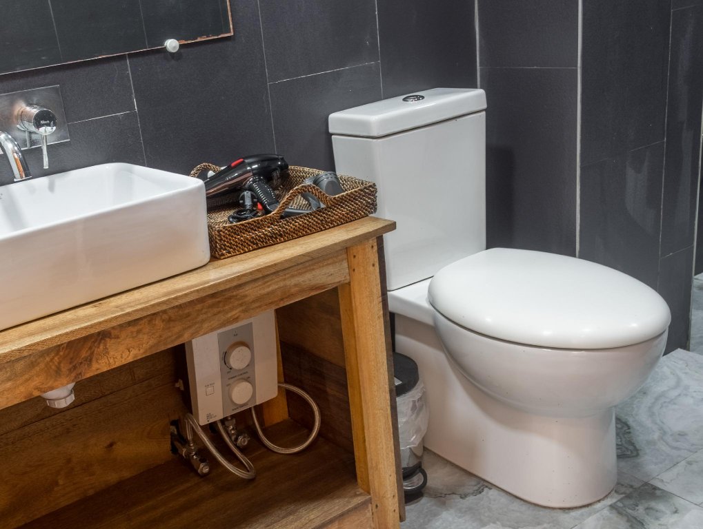 Anahaw Studio Suites,Balabag>>Aklan,3 star