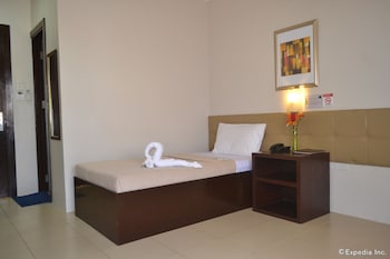 columbus plaza hotel