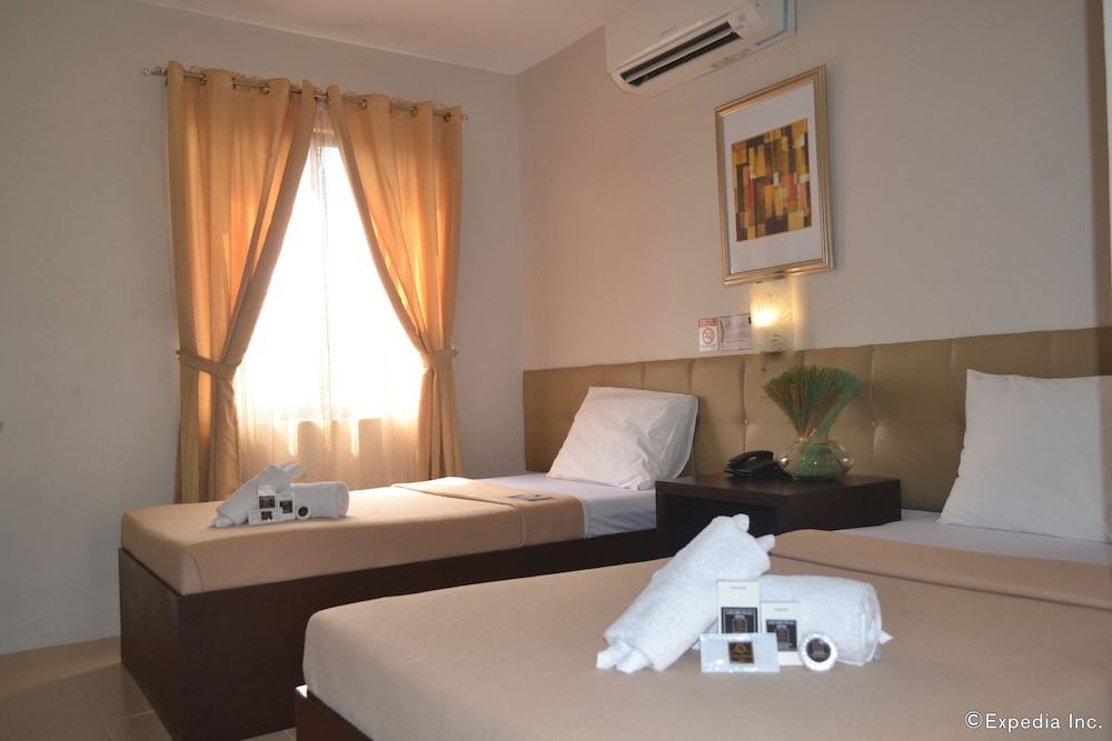 columbus plaza hotel