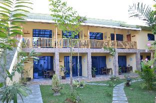 captains lodge and bar