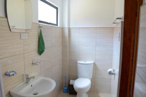 captains lodge and bar