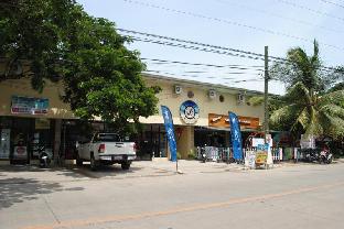 captains lodge and bar