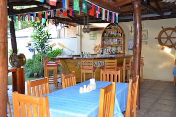 captains lodge and bar