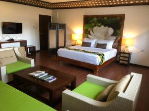 Club Agutaya,Palawan>>El Nido,3.5 star