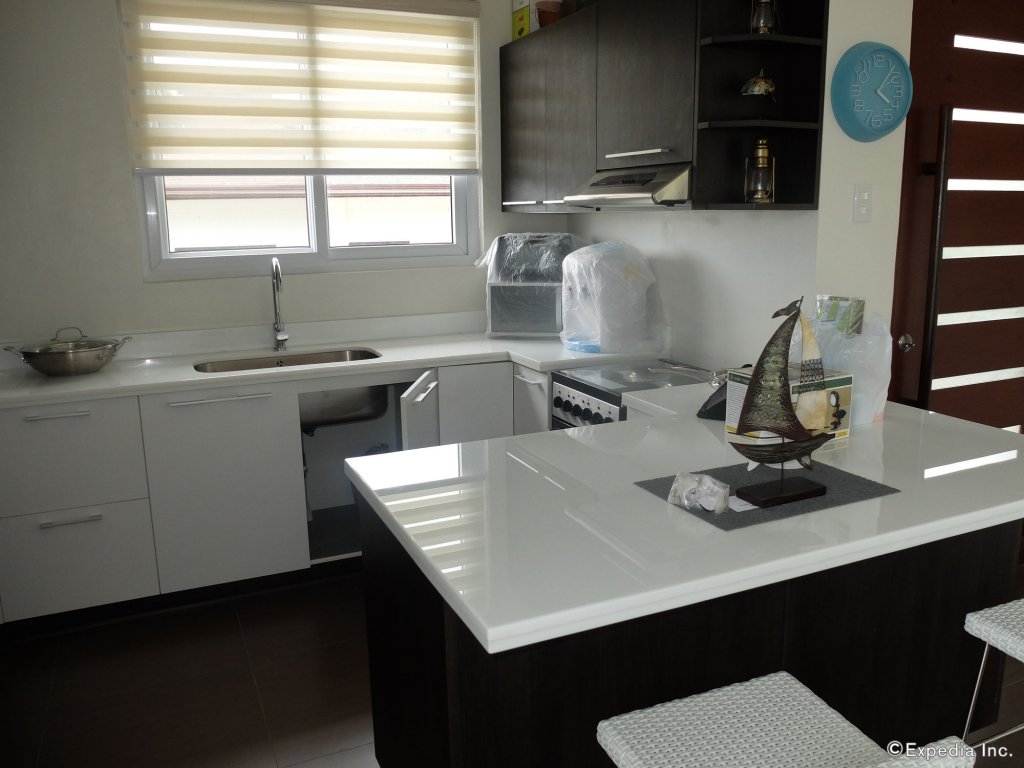 One Hagdan Villas,Near Balinghai Beach,4 star