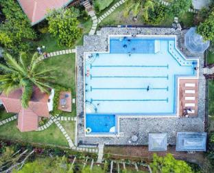 Hannah's Garden Resort And Events Place,Bayabasan>>Batangas,3 star
