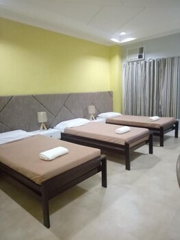 the royale house travel inn and dormitel