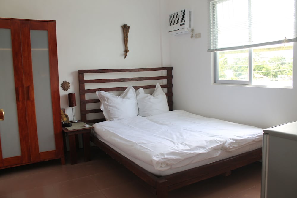 rogers place gay guesthouse caters to gay men