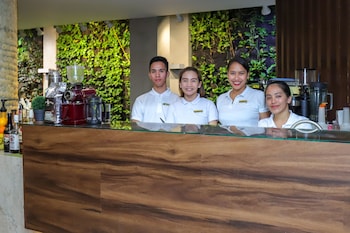selah garden hotel manila
