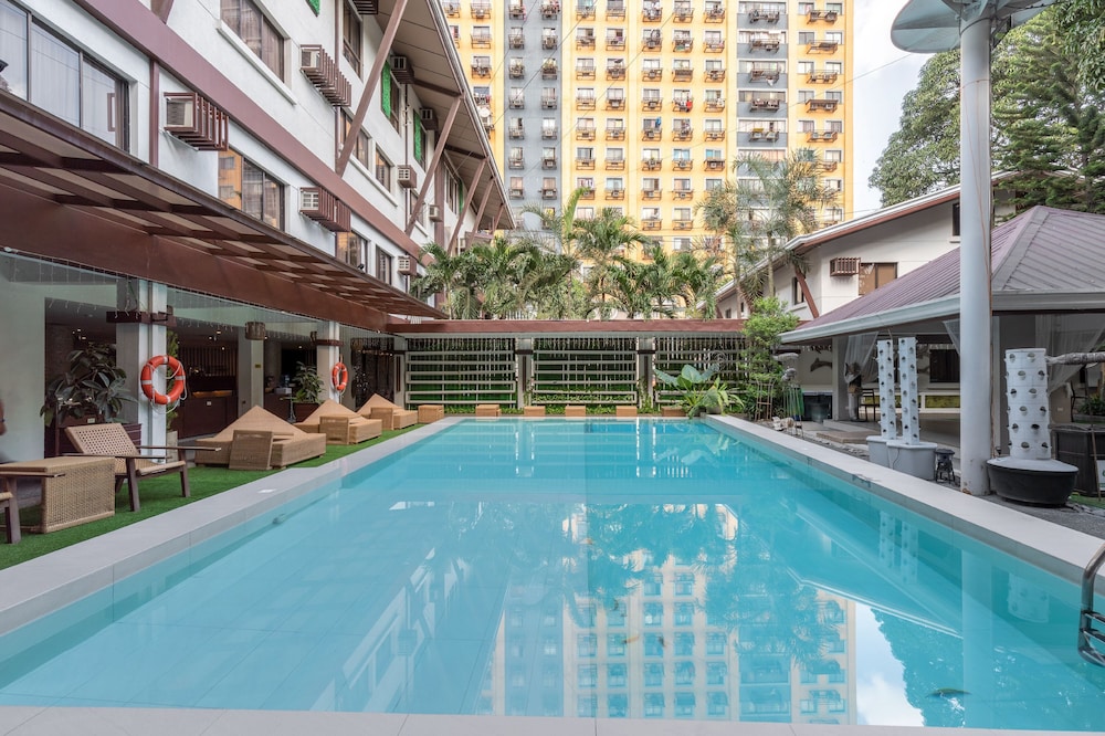 selah garden hotel manila