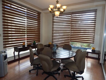 the alpa hotel and restaurant