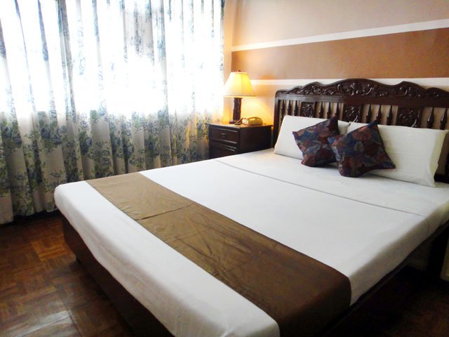 the alpa hotel and restaurant