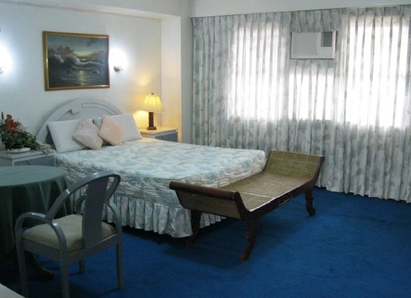 the alpa hotel and restaurant