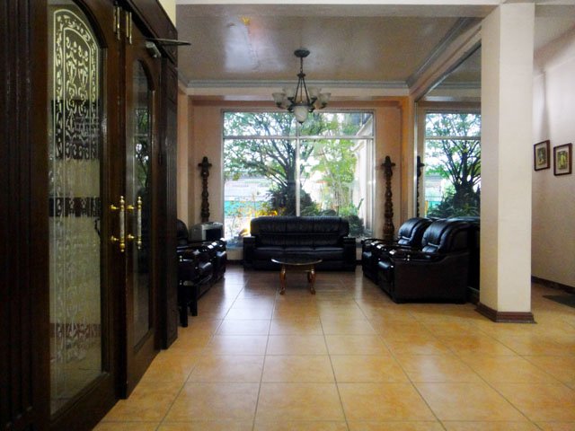 the alpa hotel and restaurant