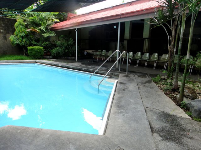 the alpa hotel and restaurant