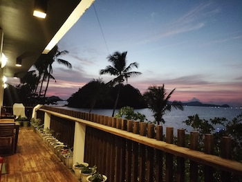 orange pearl beach resort