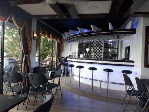 Orange Pearl Beach Resort,Palawan>>El Nido,3 star