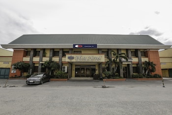 capital o 740 bliss hotel dau