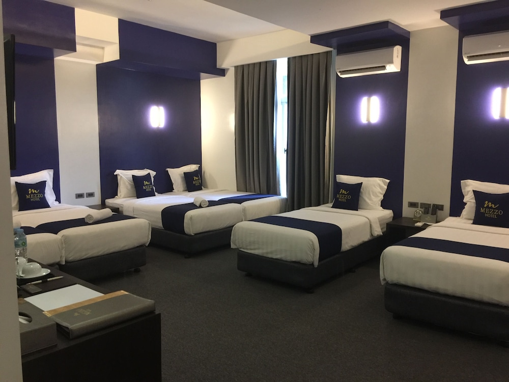 mezzo hotel