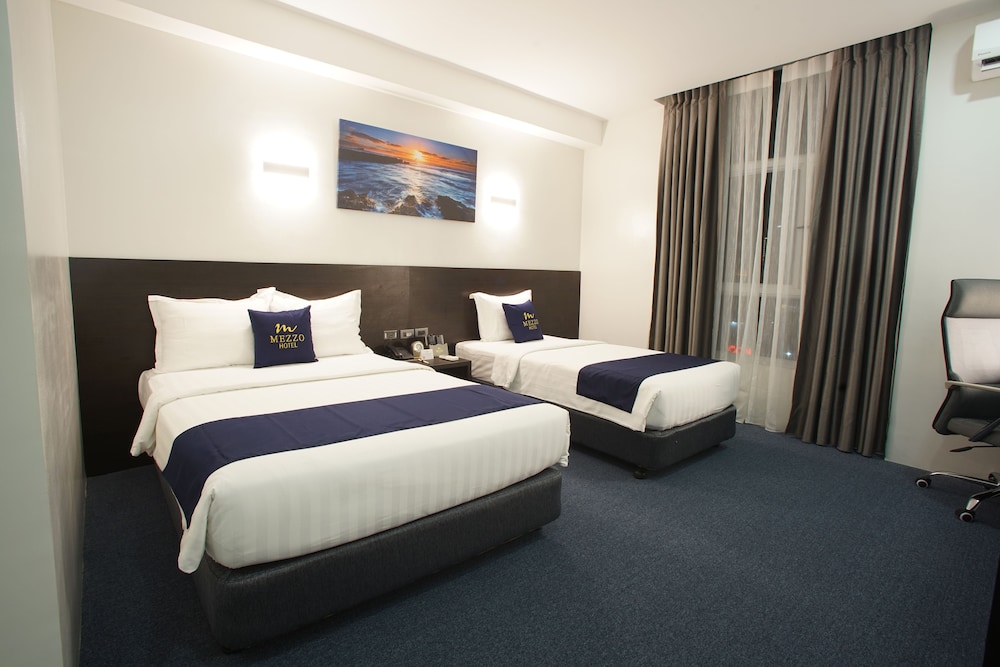 mezzo hotel