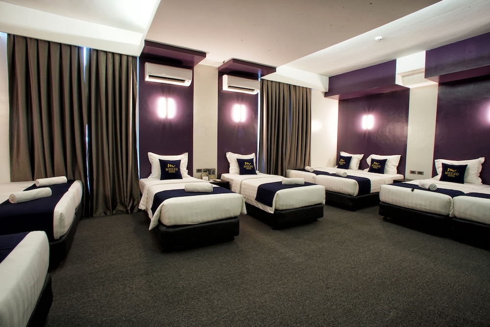 mezzo hotel