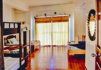 pagudpud rinnovati beach resort