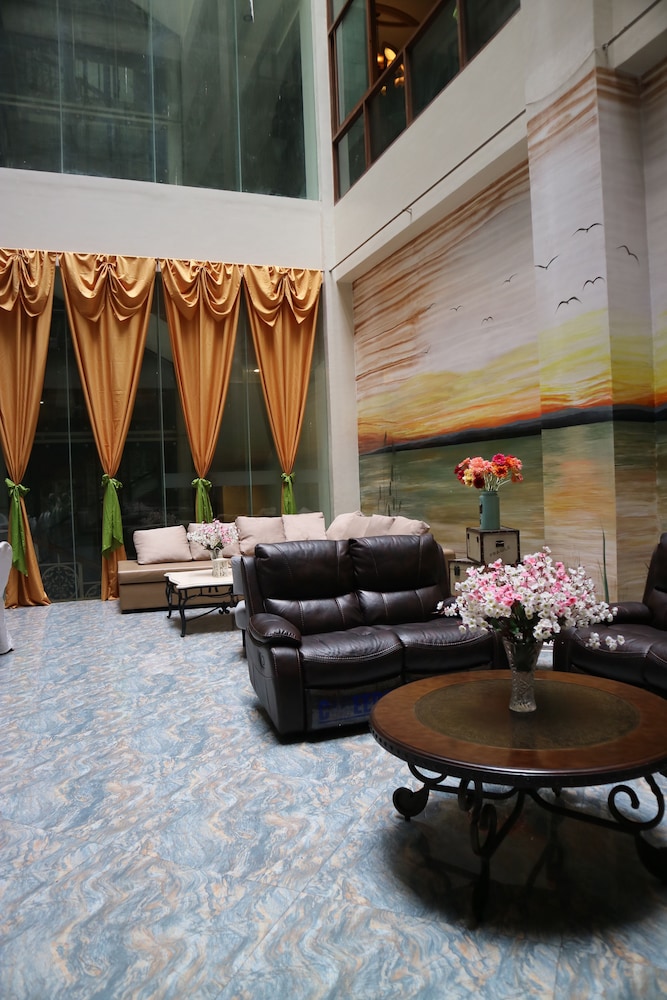 paragon hotel and suites