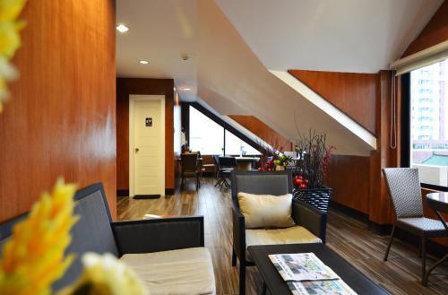 the windy ridge hotel manila