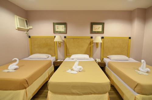 the windy ridge hotel manila