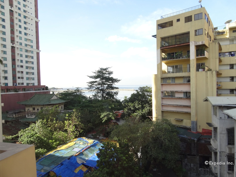 the windy ridge hotel manila