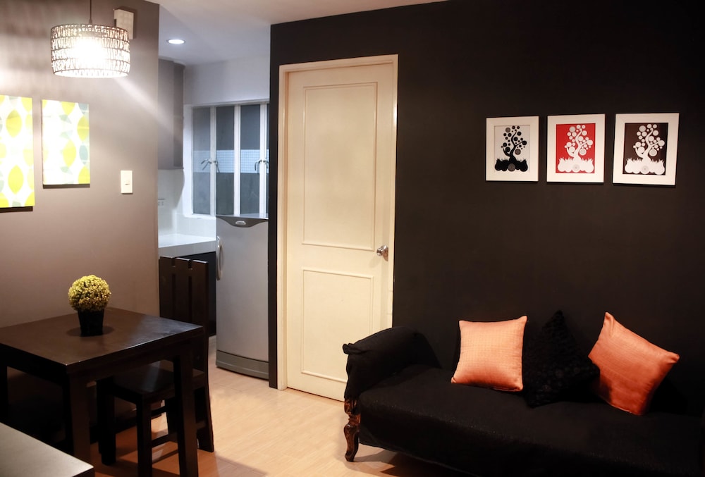 fredericks apartelle