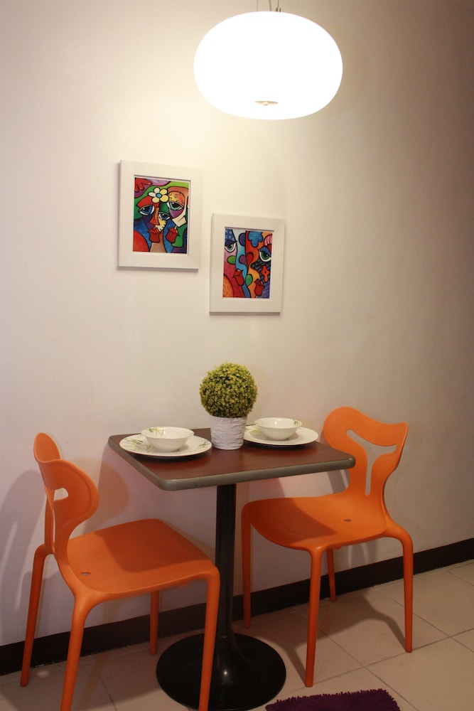 fredericks apartelle