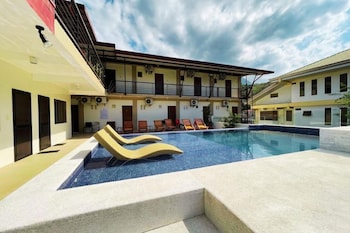 Villa Pamana Inn,Near White Beach,1 star