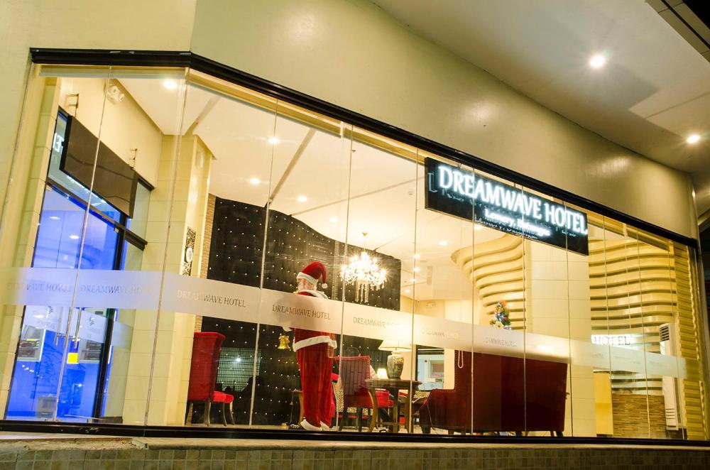 dreamwave hotel santiago city