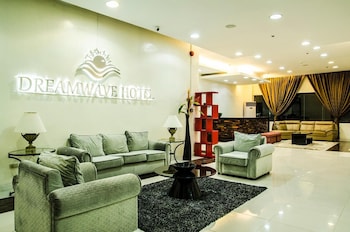 dreamwave hotel santiago city