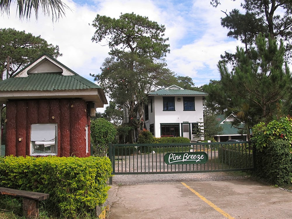 pine breeze cottages
