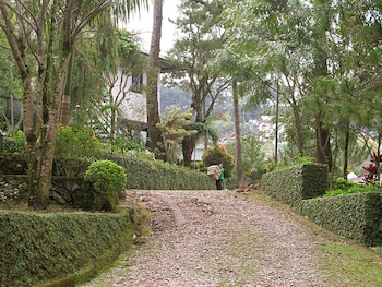 pine breeze cottages