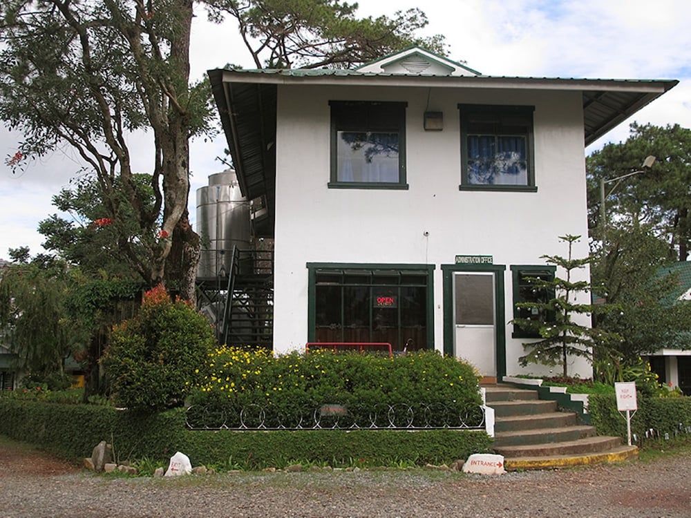 pine breeze cottages