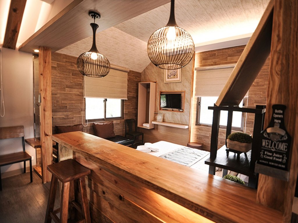 pine breeze cottages