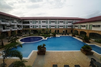 hotel oazis butuan