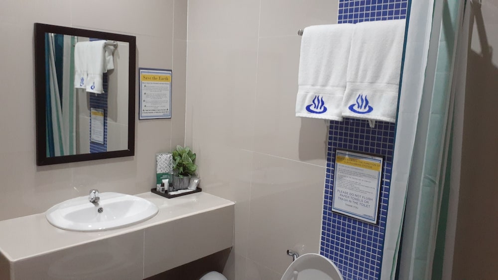 makiling onsen hotel