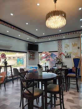 makiling onsen hotel
