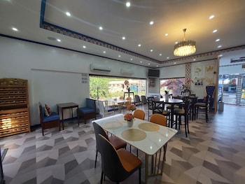 makiling onsen hotel