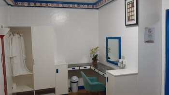 makiling onsen hotel