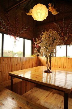 makiling onsen hotel