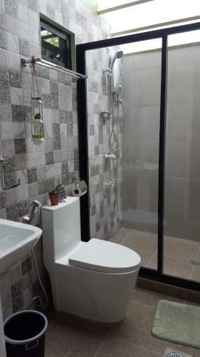 zen rooms mjs residences moalboal