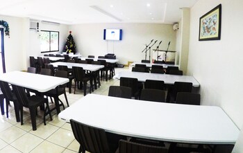 aerostop hotel and restaurant