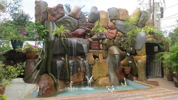 aerostop hotel and restaurant